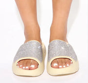 2025 women's/men new women's shoes with diamond face, thin flash thick bottom slippers sandals outdoor beach slippers 36-45