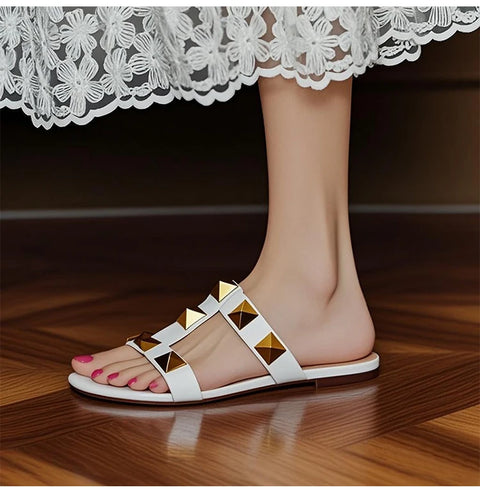 Women's flat sandals Gladiator summer 2025 luxury Brand Designer Rivets Open Toe slipper Leather Comfortable Ladies shoes Women