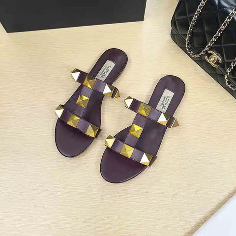 Women's flat sandals Gladiator summer 2025 luxury Brand Designer Rivets Open Toe slipper Leather Comfortable Ladies shoes Women