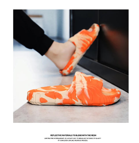 Summer men's and women's flip-flops beach shoes New flat slippers couples comfortable non-slip bathroom sandals