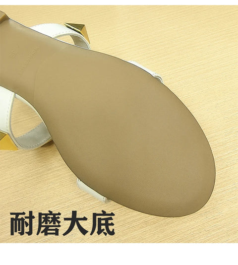 Women's flat sandals Gladiator summer 2025 luxury Brand Designer Rivets Open Toe slipper Leather Comfortable Ladies shoes Women